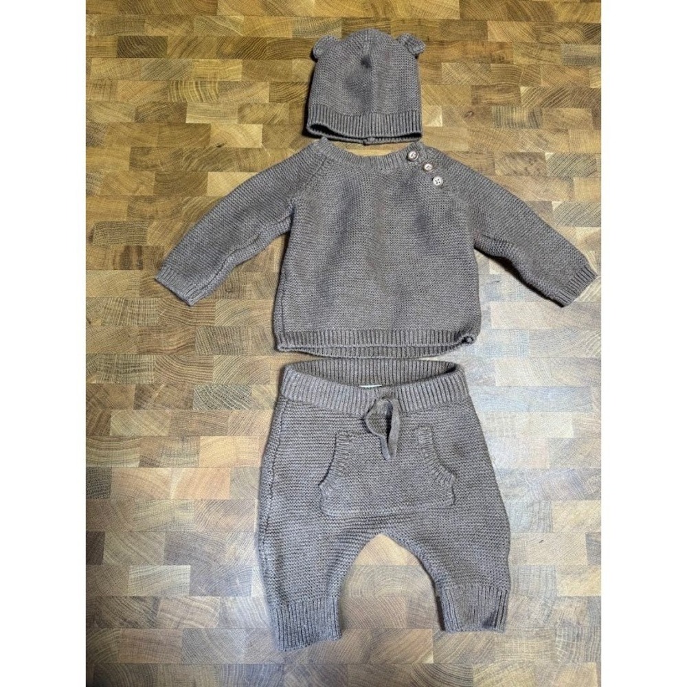 Just One You Made by Carter's Baby‎ Bear Ear Knit Sweater Pants Hat Set NB Brown